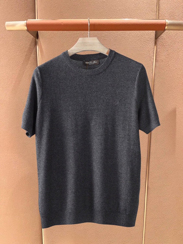 loro Piana 诺悠翩雅loro Piana 秋冬超级爆款推荐，新品男装系列爆款短袖圆领T恤，面料