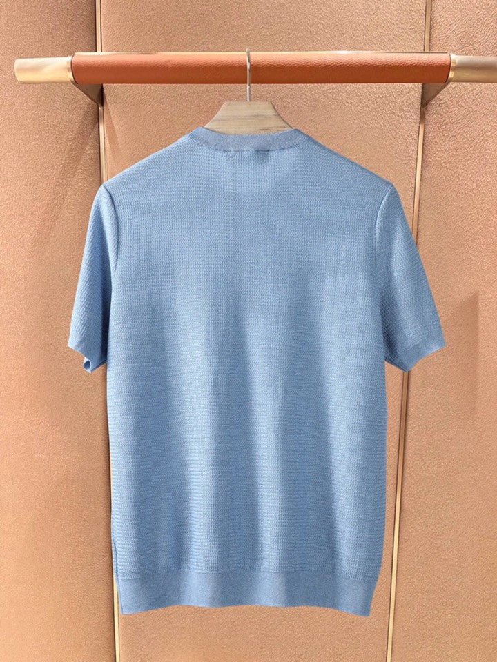 loro Piana 诺悠翩雅loro Piana 秋冬超级爆款推荐，新品男装系列爆款短袖圆领T恤，面料