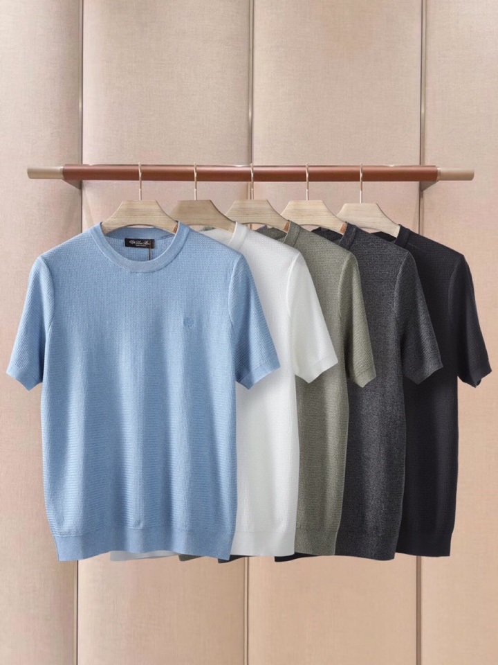 loro Piana 诺悠翩雅loro Piana 秋冬超级爆款推荐，新品男装系列爆款短袖圆领T恤，面料