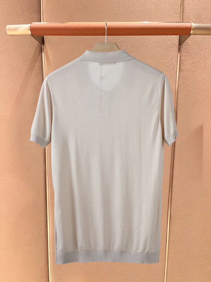 loro Piana 诺悠翩雅loro Piana 超级爆款推荐，新品男装系列爆款短袖翻领T恤针织衫，面