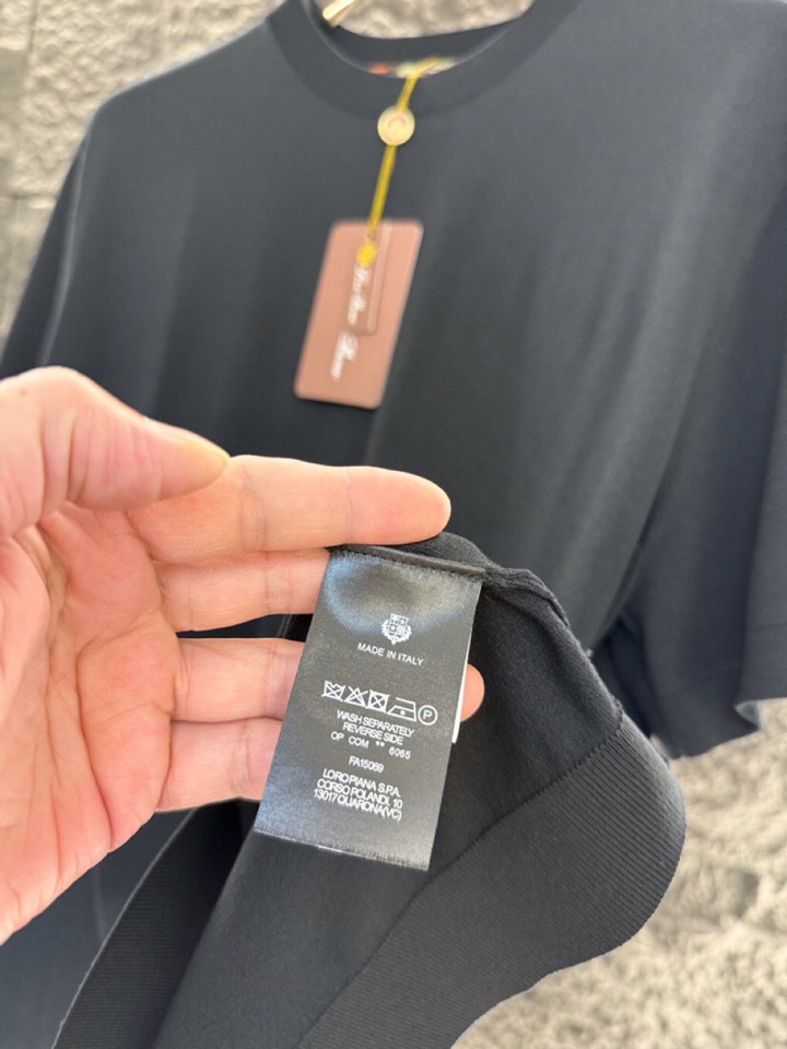 loro Piana 诺悠翩雅 loro Piana ss 早春新品男士棉质混纺短袖圆领T恤针织衫\n颜