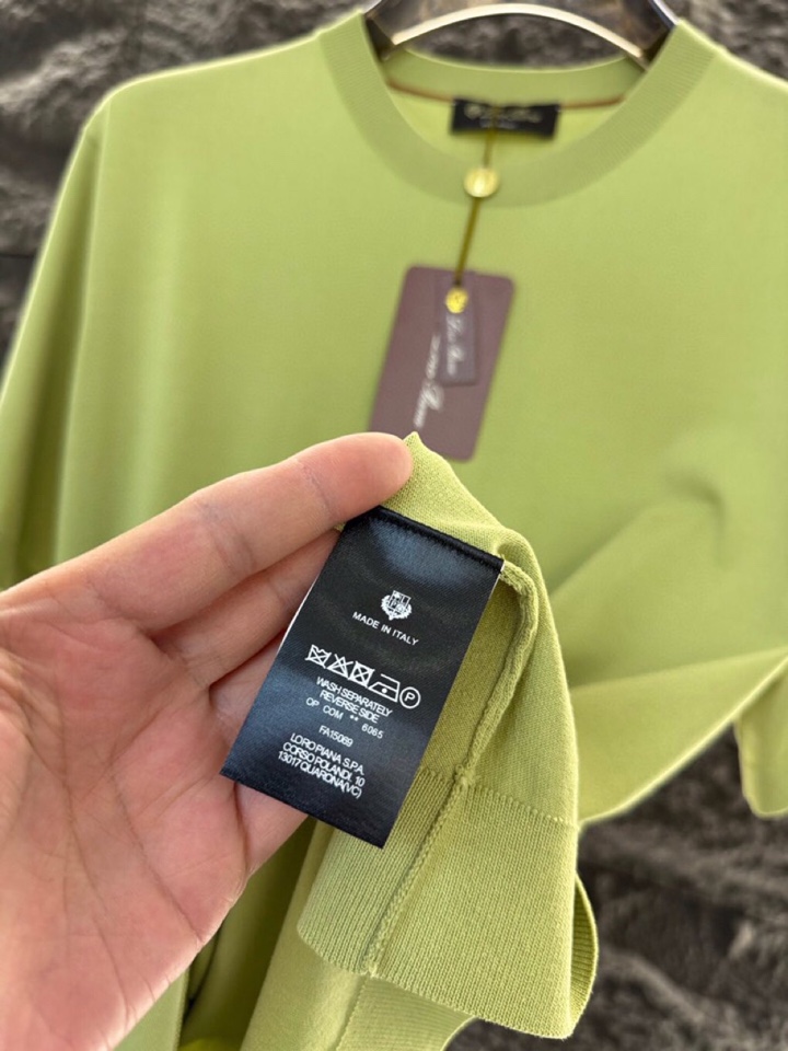loro Piana 诺悠翩雅 loro Piana ss 早春新品男士棉质混纺短袖圆领T恤针织衫\n颜