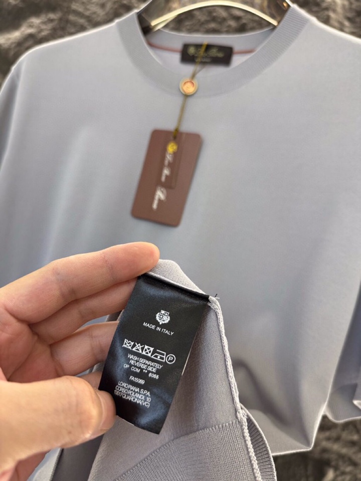 loro Piana 诺悠翩雅 loro Piana ss 早春新品男士棉质混纺短袖圆领T恤针织衫\n颜