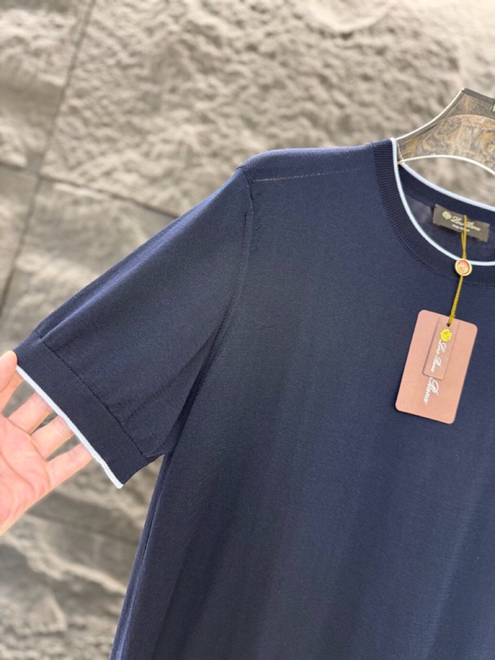 loro Piana 诺悠翩雅 loro Piana ss 早春新品\n男士(天丝+桑蚕丝)混纺圆领毛衣
