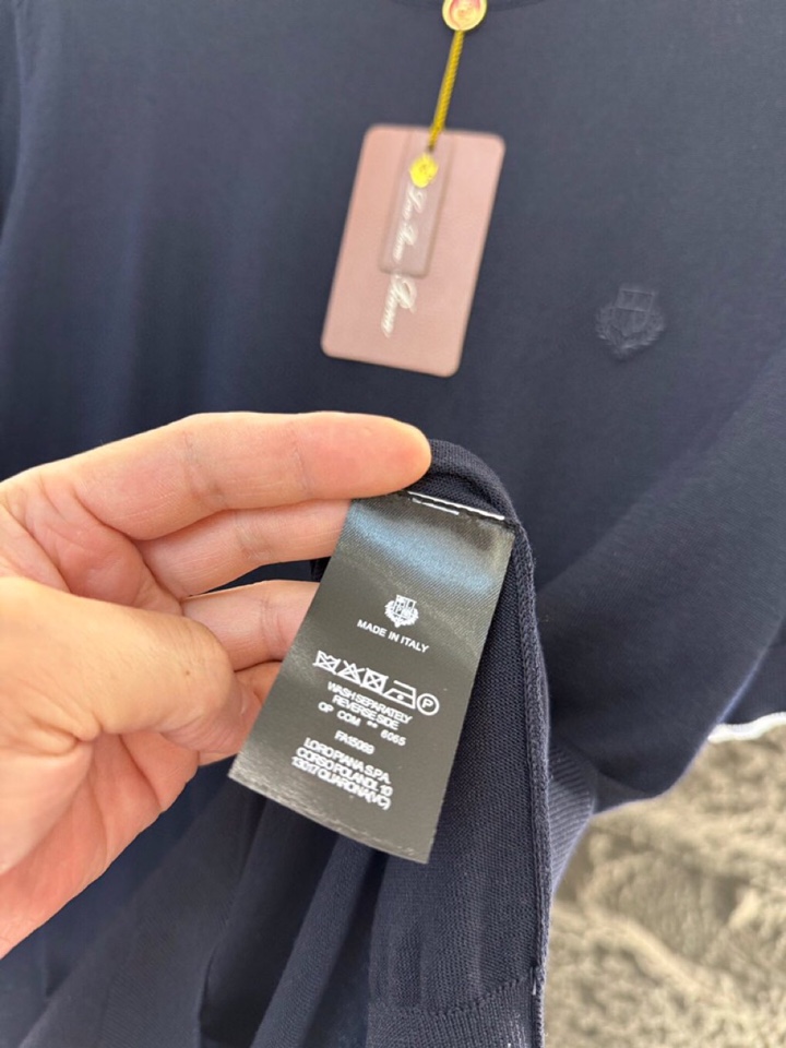 loro Piana 诺悠翩雅 loro Piana ss 早春新品\n男士(天丝+桑蚕丝)混纺圆领毛衣