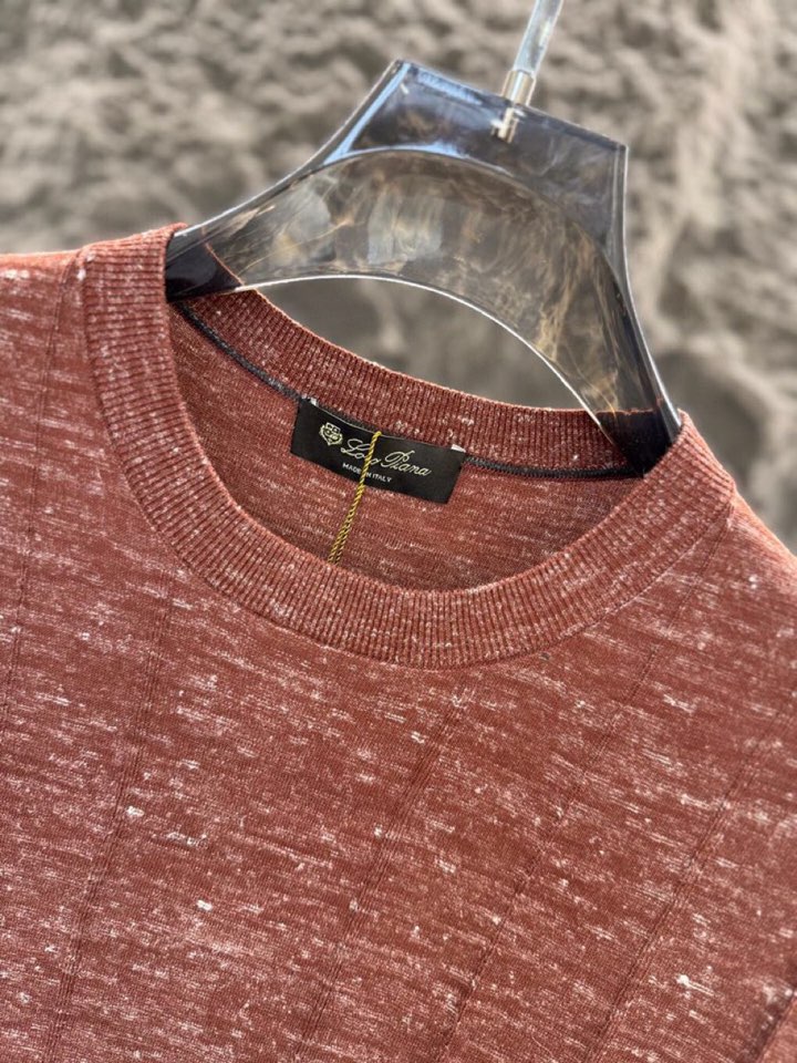 loro Piana 诺悠翩雅loro Pianass 早春新品\nTori男士短袖圆领T恤针织衫，亚麻