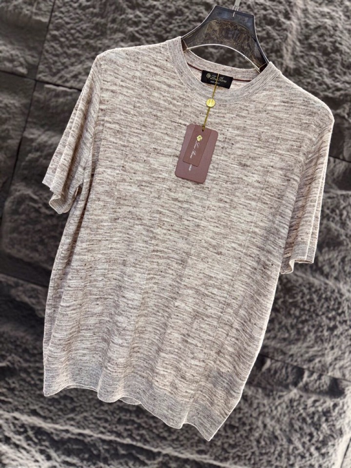 loro Piana 诺悠翩雅loro Pianass 早春新品\nTori男士短袖圆领T恤针织衫，亚麻