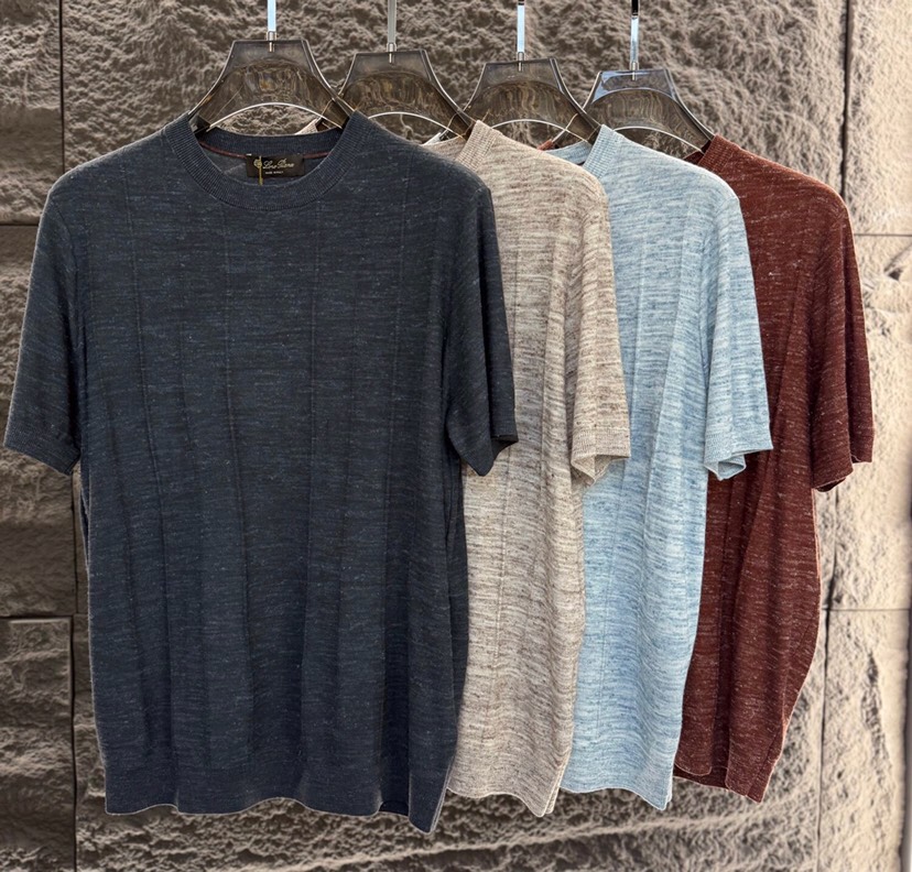 loro Piana 诺悠翩雅loro Pianass 早春新品\nTori男士短袖圆领T恤针织衫，亚麻