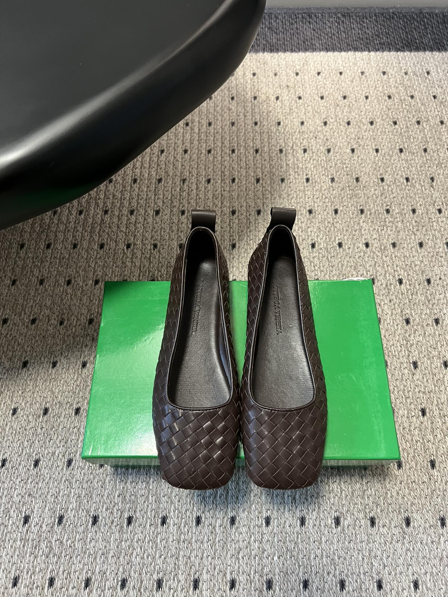 보테가베네타 램스킨 블랙 화이트 펌프스 레플리카 41676