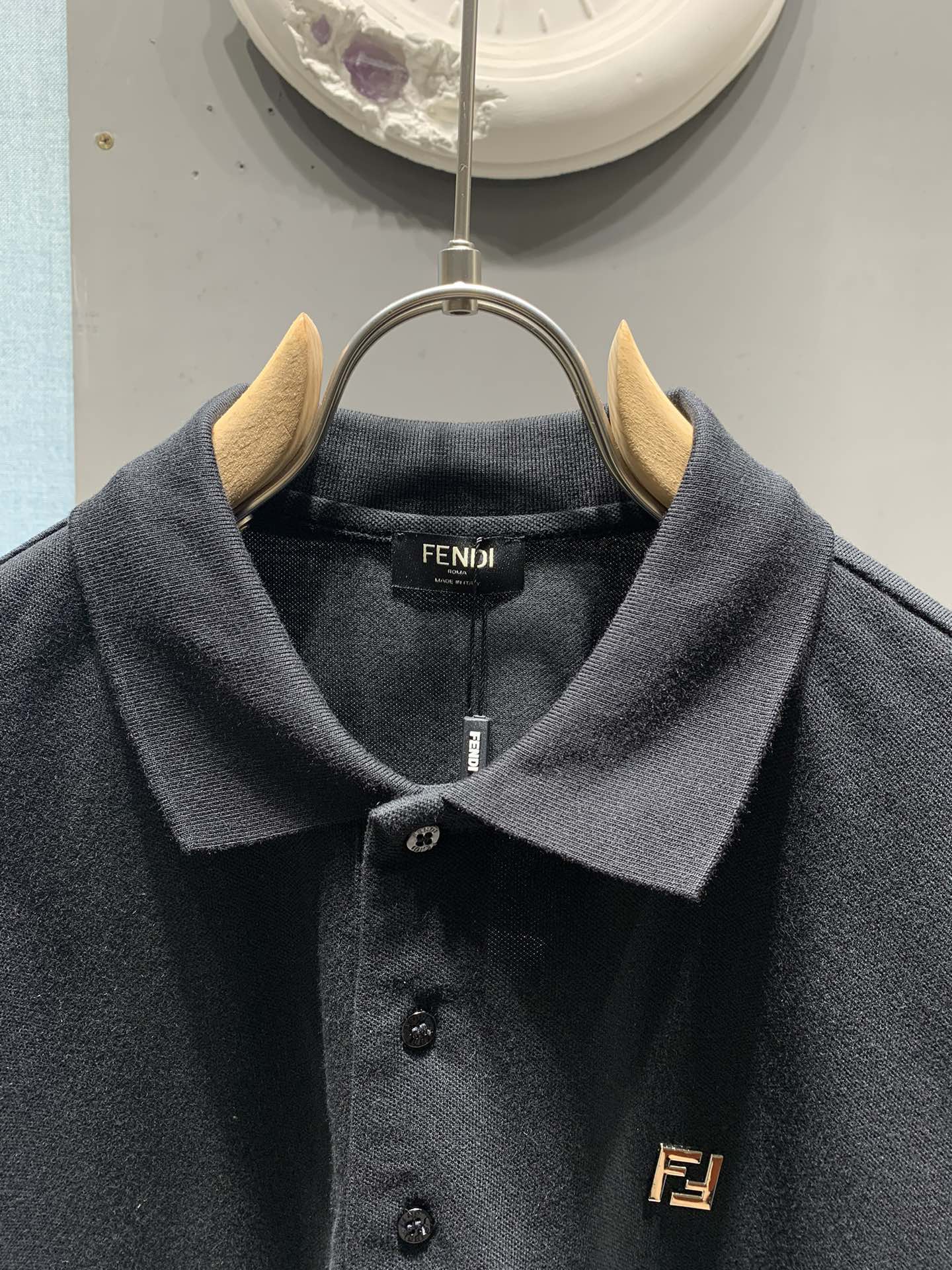 Fendi 不退换 Fendi 金属FF徽标Polo衫