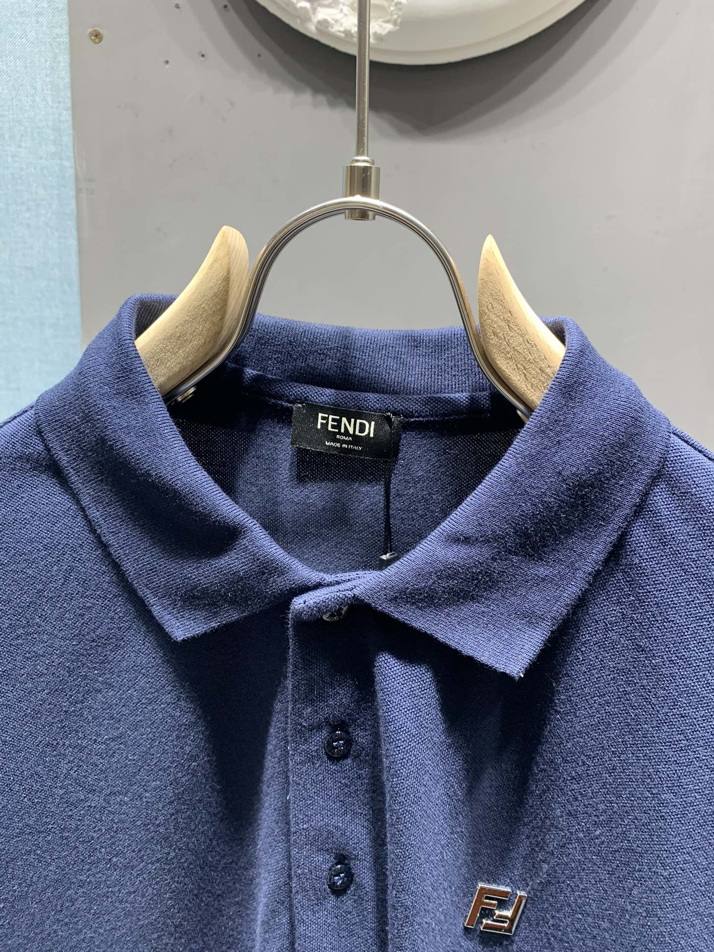 Fendi 不退换 Fendi 金属FF徽标Polo衫