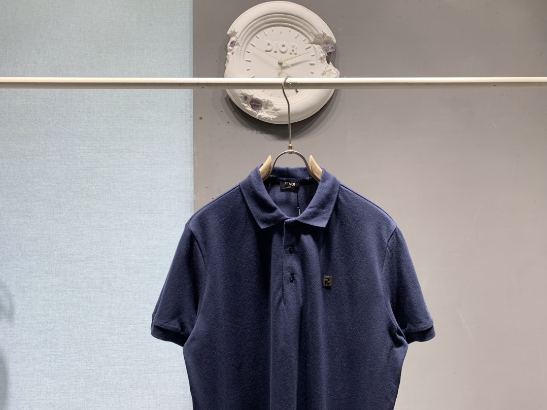 Fendi 不退换 Fendi 金属FF徽标Polo衫