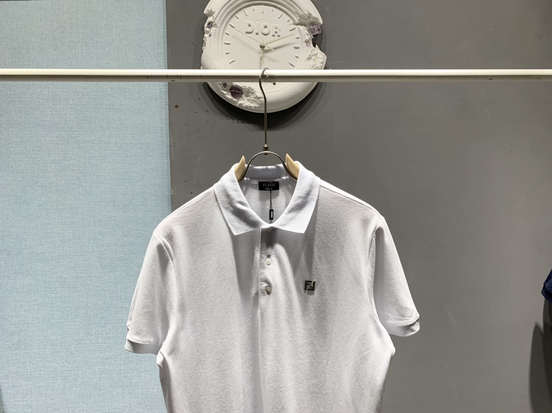 Fendi 不退换 Fendi 金属FF徽标Polo衫