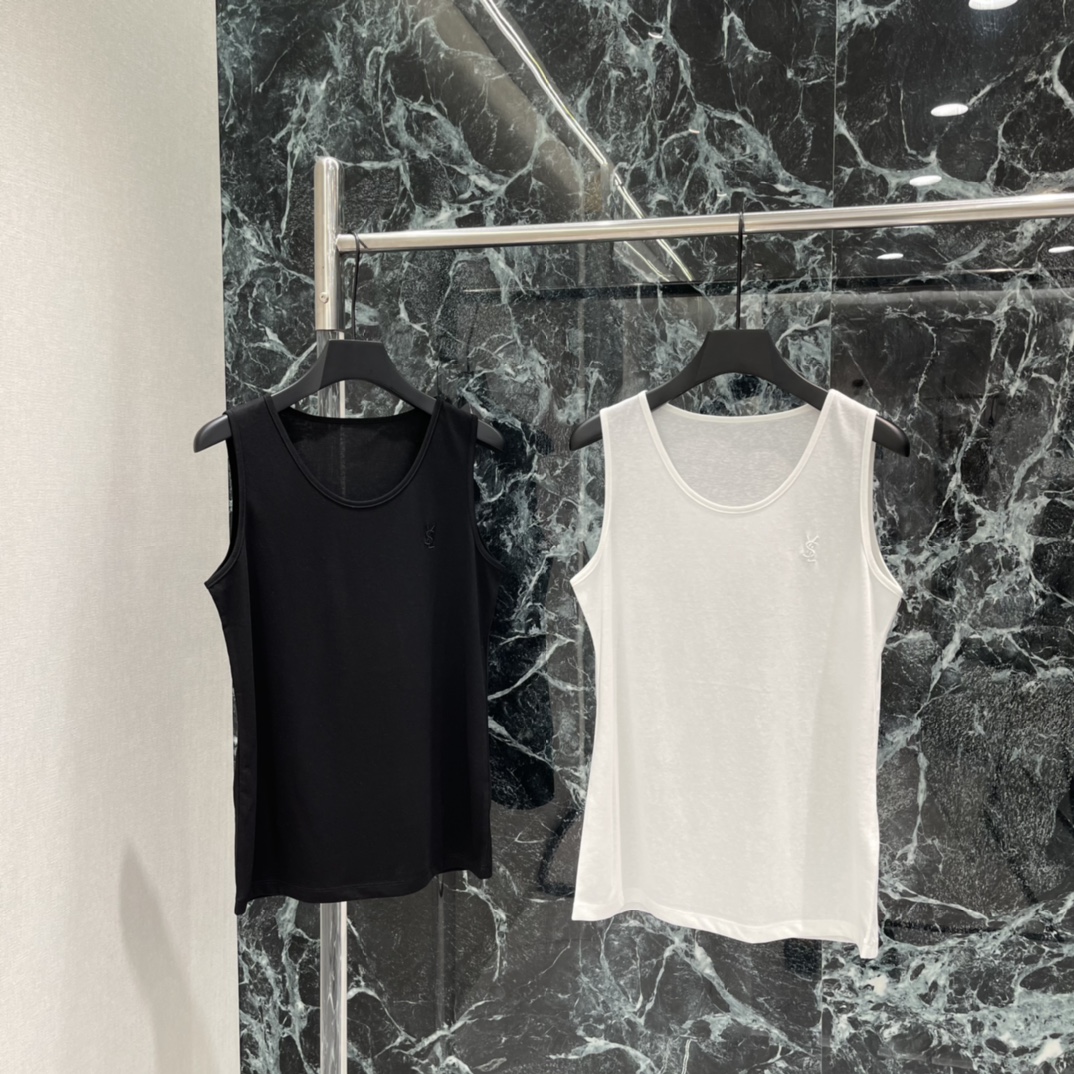 NO:778079,The highest version on the market, the girl inspects the goods, trims the three marks on the threads, and delivers the goods. You can post pictures and take videos. If you want quality and service, please add me on WeChat. We will not accept urgent orders. Yves Saint Laurent 26 spring and summer new style sleeveless vest, simple round neck design, small embroidery on the chest, perfect details, sleeveless tailoring, freedom of movement, healthy and daily outdoor, white and versatile, casually paired with shorts, jeans, and sweatpants, very refreshing and neat  Easily create a refreshing summer style! Two colors SML, Saint Laurent-clothing, saint laurent, shorts, jeans,19860909市面最高版本小妹验货、修剪线头上三标、发货可发图及拍视频,要品质要服务的加我微信,不接急单. 圣罗兰 26春夏新款 无袖背心 简约圆领设计胸前小刺绣 细节满分 无袖剪裁 活动自如 健康日常户外都OK白色百搭 随便配短裤 牛仔裤 运动裤都很清爽利落 轻松打造夏日清爽风!两个色SML,圣罗兰-服装,saint laurent,shorts,jeans,,Women's clothing