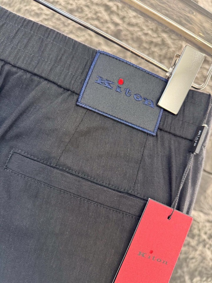 kiton 奇顿 2026ss 春夏新品\n男士亚麻材质休闲裤 \n颜色:黑色、蓝色\n尺码:48 50