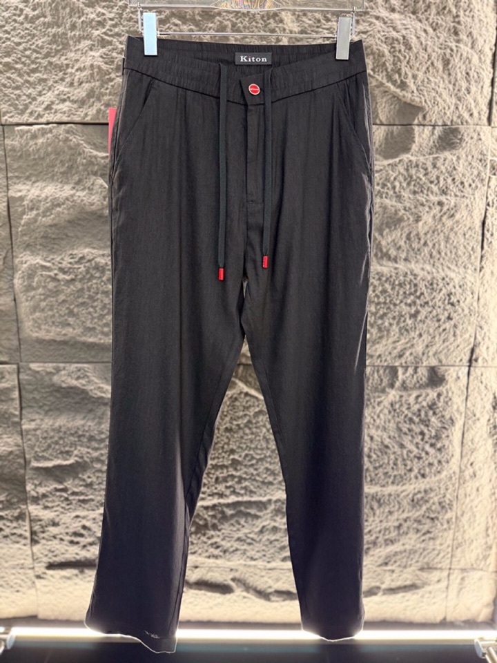 kiton 奇顿 2026ss 春夏新品\n男士亚麻材质休闲裤 \n颜色:黑色、蓝色\n尺码:48 50