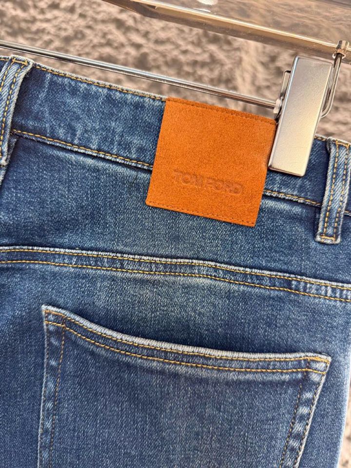 Tom Ford 汤姆福特TF2026ss 早春新品\n男士棉质 直筒牛仔裤\n颜色：蓝色\n码数：30