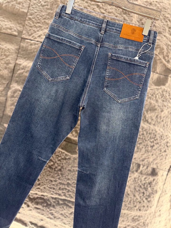 brunello Cucinelli bc 2026ss 早春新品\n男士直筒 简约休闲牛仔裤\n颜色: