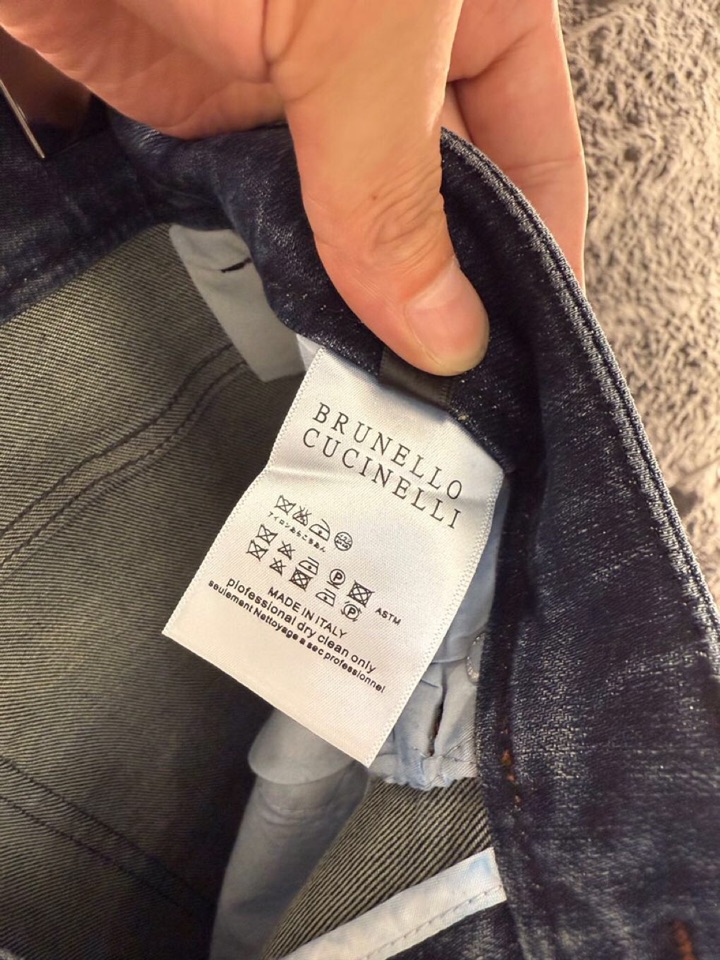 brunello Cucinelli bc 2026ss 早春新品\n男士直筒 简约休闲牛仔裤\n颜色: