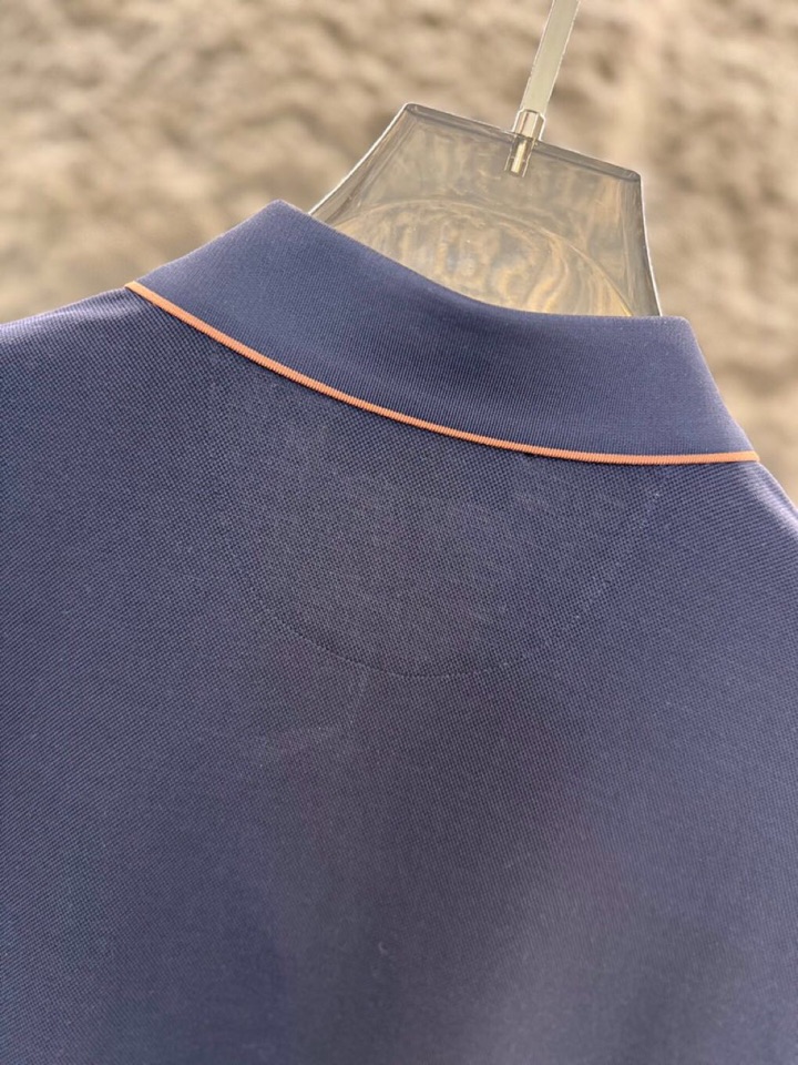 brunello Cucinelli bc 2026ss 早春新品\n男士(棉质+桑蚕丝)混纺材质，短袖