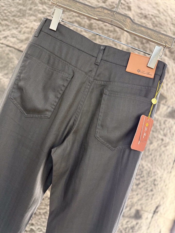 loro Piana 诺悠翩雅loro Piana ss 春夏新品\n男士亚麻材质五袋休闲裤长裤\n颜色