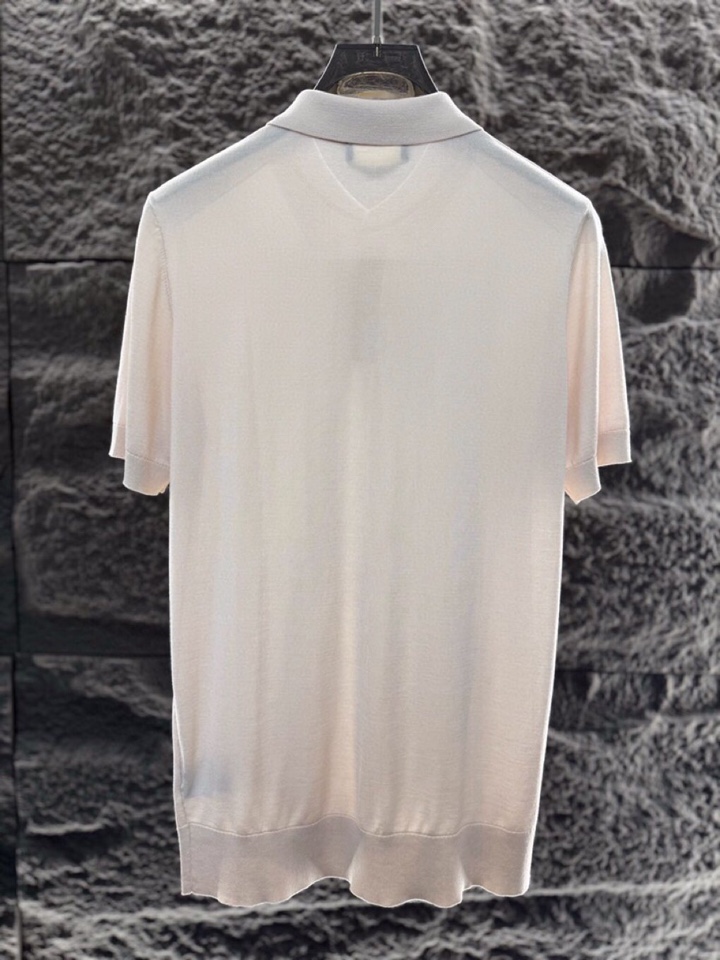 loro Piana 诺悠翩雅 loro Piana ss 春夏新品\n男士(天丝+桑蚕丝)混纺材质春夏