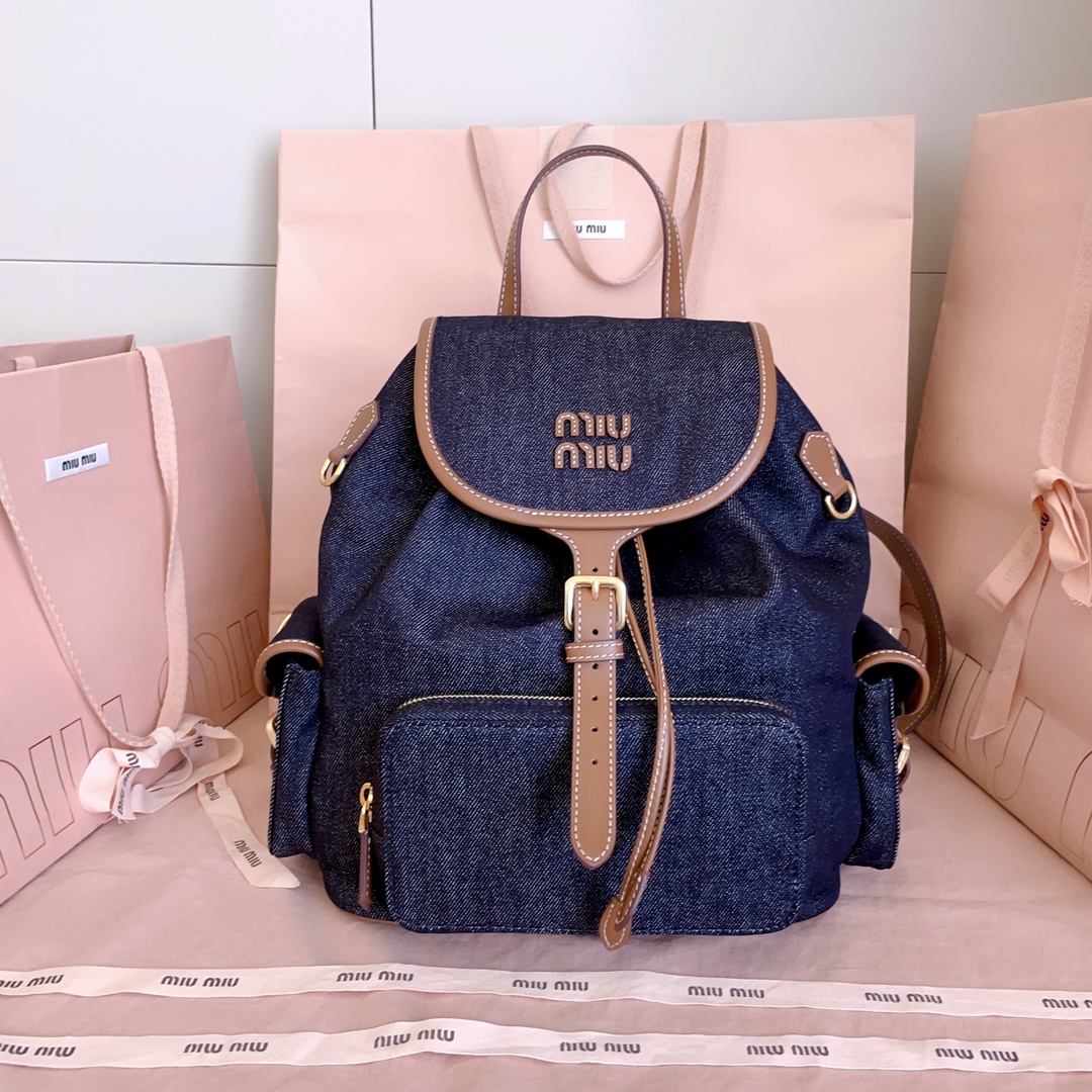 P710 MIU nueva mochila de estilo colegial: 5BZ042, combinación perfecta de lona vaquera y piel de becerro de alta calid…
