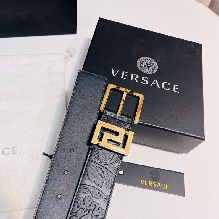 Versace 宽度：𝟰 𝟬𝗰𝗺 范思哲 VERSACE « 配全套 原包装 » 进口 小牛皮+精品纯铜扣 针扣系列 官网新款压花对版开模