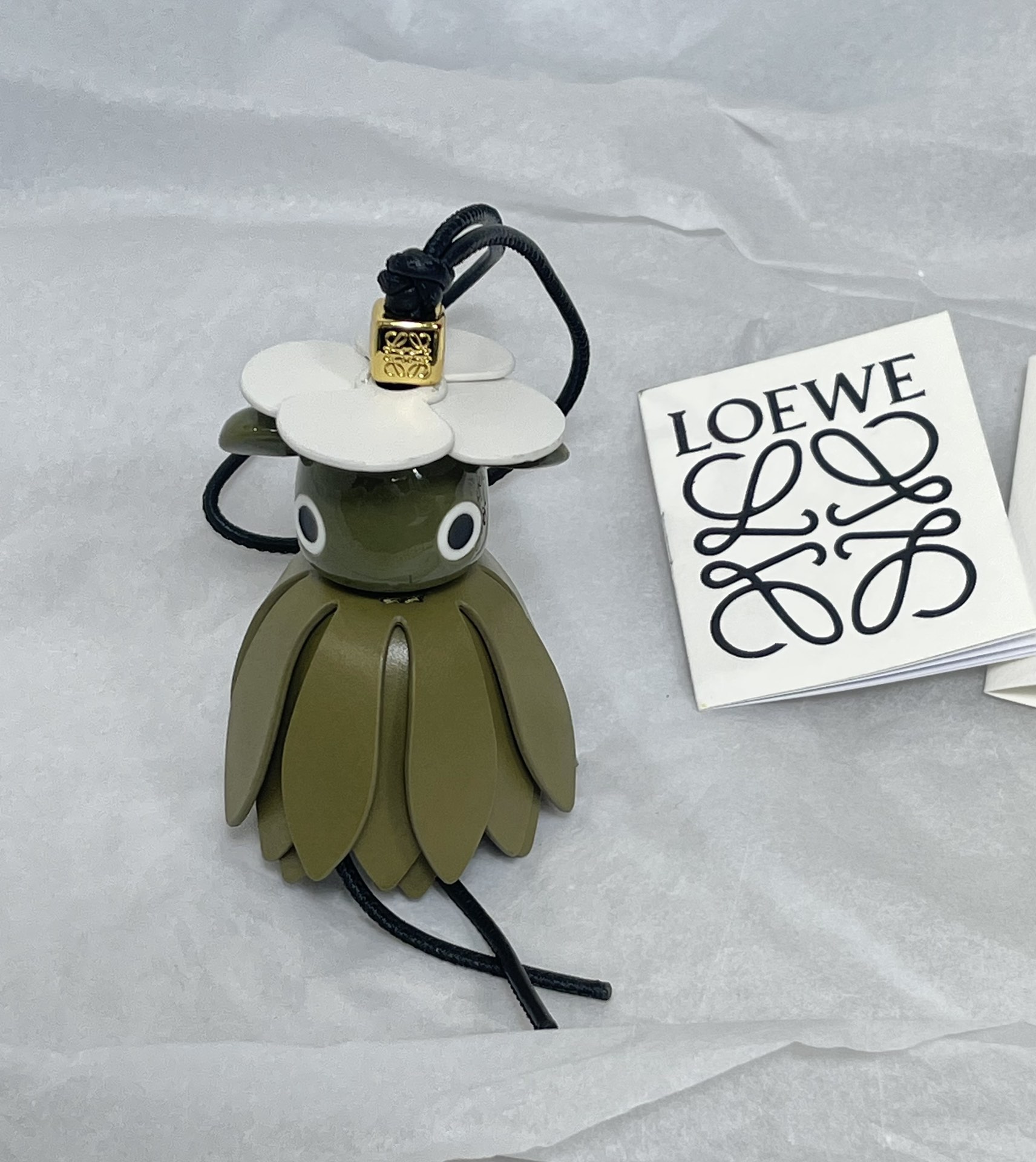 NO:763677,uzzle’s 10th anniversary limited elf pendant!  So cute!  Each limited elf has its own name!  Berry Elf♀ Every baby is uniquely cute. I love it so much!  (The dice are made of all steel), Loewe wallet, loewe, wallets19860909uzzle十周年限定小精灵挂件！太可爱喽！ 每一个限定的小精灵都有专属的名字 ！莓莓小精灵♀ 每一只小宝宝都是独特的可爱 超喜欢！（骰子是全钢材质）,罗意威钱包,loewe,wallets,欧美剧