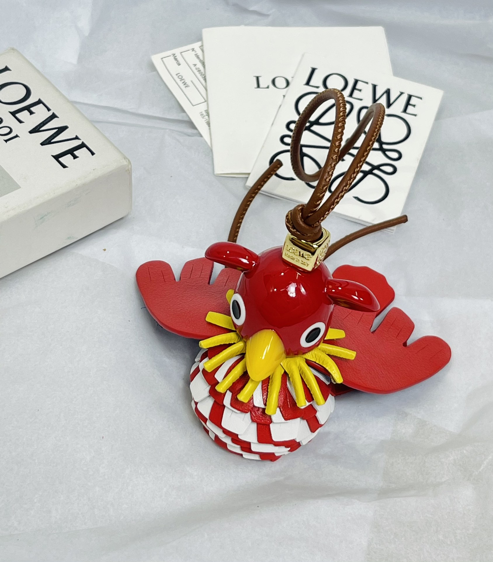 NO:763685,uzzle’s 10th anniversary limited elf pendant!  So cute!  Each limited elf has its own name!  Little Feather Elf♀ Every baby is uniquely cute. I love it so much!  (The dice are made of all steel), Loewe wallet, loewe, wallets19860909uzzle十周年限定小精灵挂件！太可爱喽！ 每一个限定的小精灵都有专属的名字 ！小羽小精灵♀ 每一只小宝宝都是独特的可爱 超喜欢！（骰子是全钢材质）,罗意威钱包,loewe,wallets,欧美剧