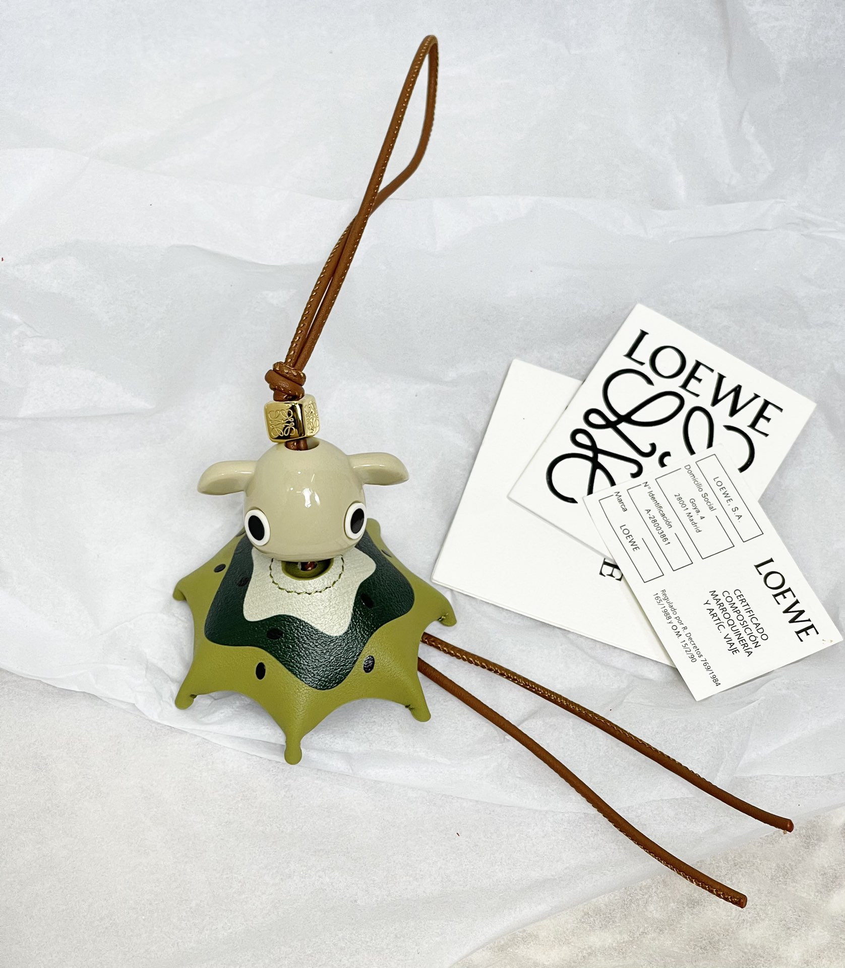 NO:763688,uzzle’s 10th anniversary limited elf pendant!  So cute!  Each limited elf has its own name!  Archie the elf♀ Every baby is unique and cute. I love it so much!  (The dice are made of all steel), Loewe wallet, loewe, wallets19860909uzzle十周年限定小精灵挂件！太可爱喽！ 每一个限定的小精灵都有专属的名字 ！阿奇小精灵♀ 每一只小宝宝都是独特的可爱 超喜欢！（骰子是全钢材质）,罗意威钱包,loewe,wallets,欧美剧