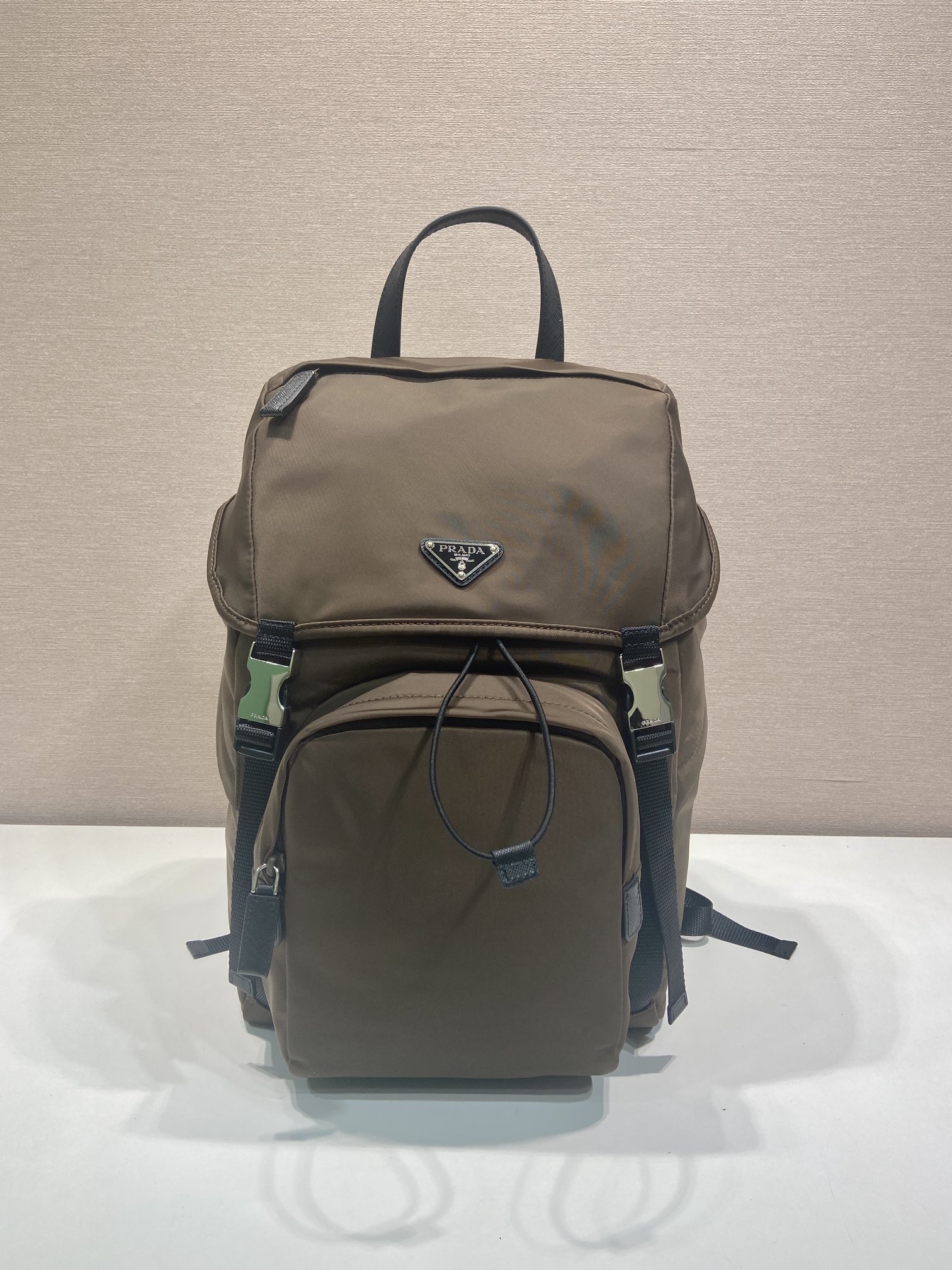 프라다 가방 2VZ135