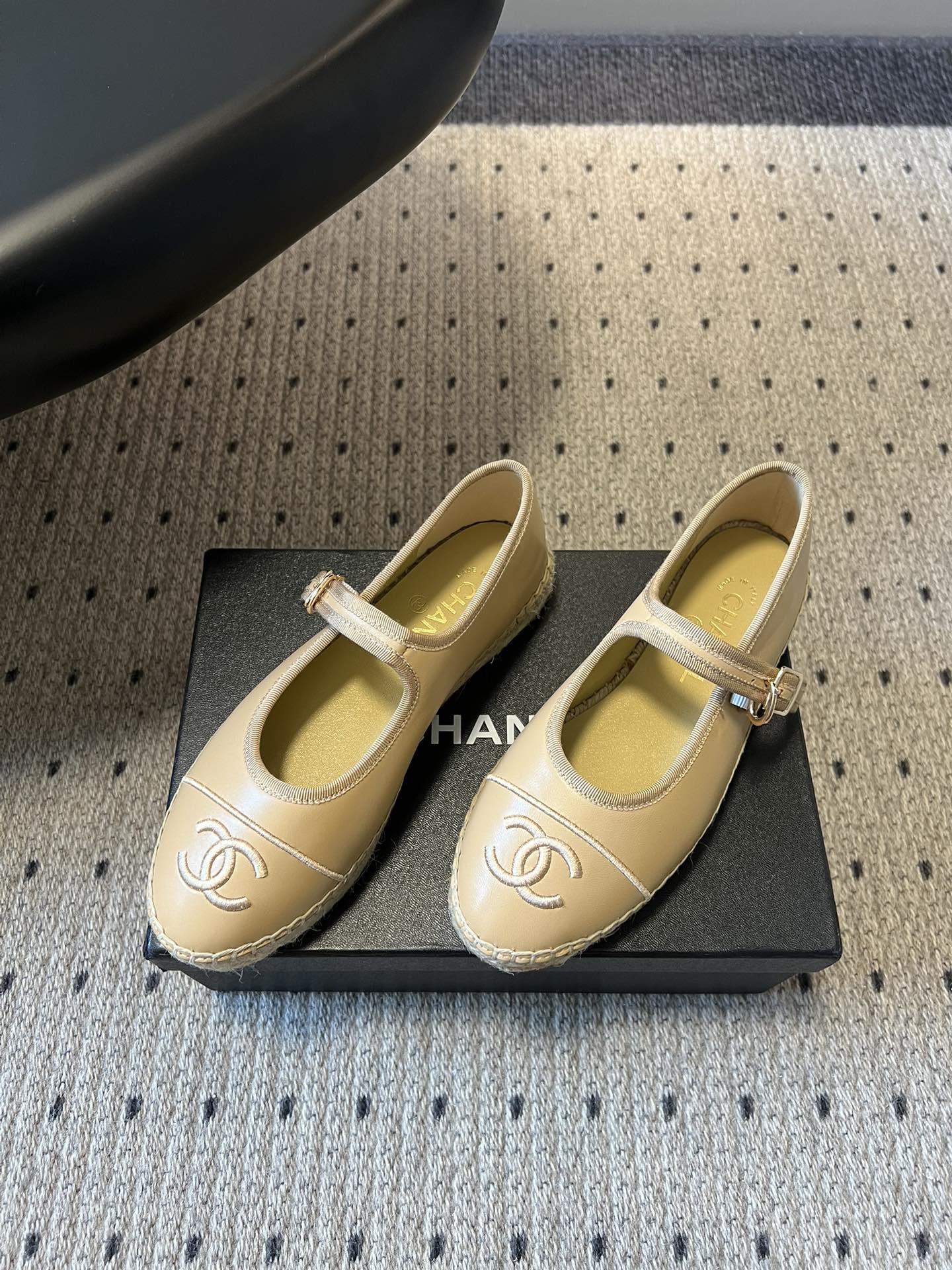 Chanel Chane*26SS早春新款玛丽珍渔夫鞋