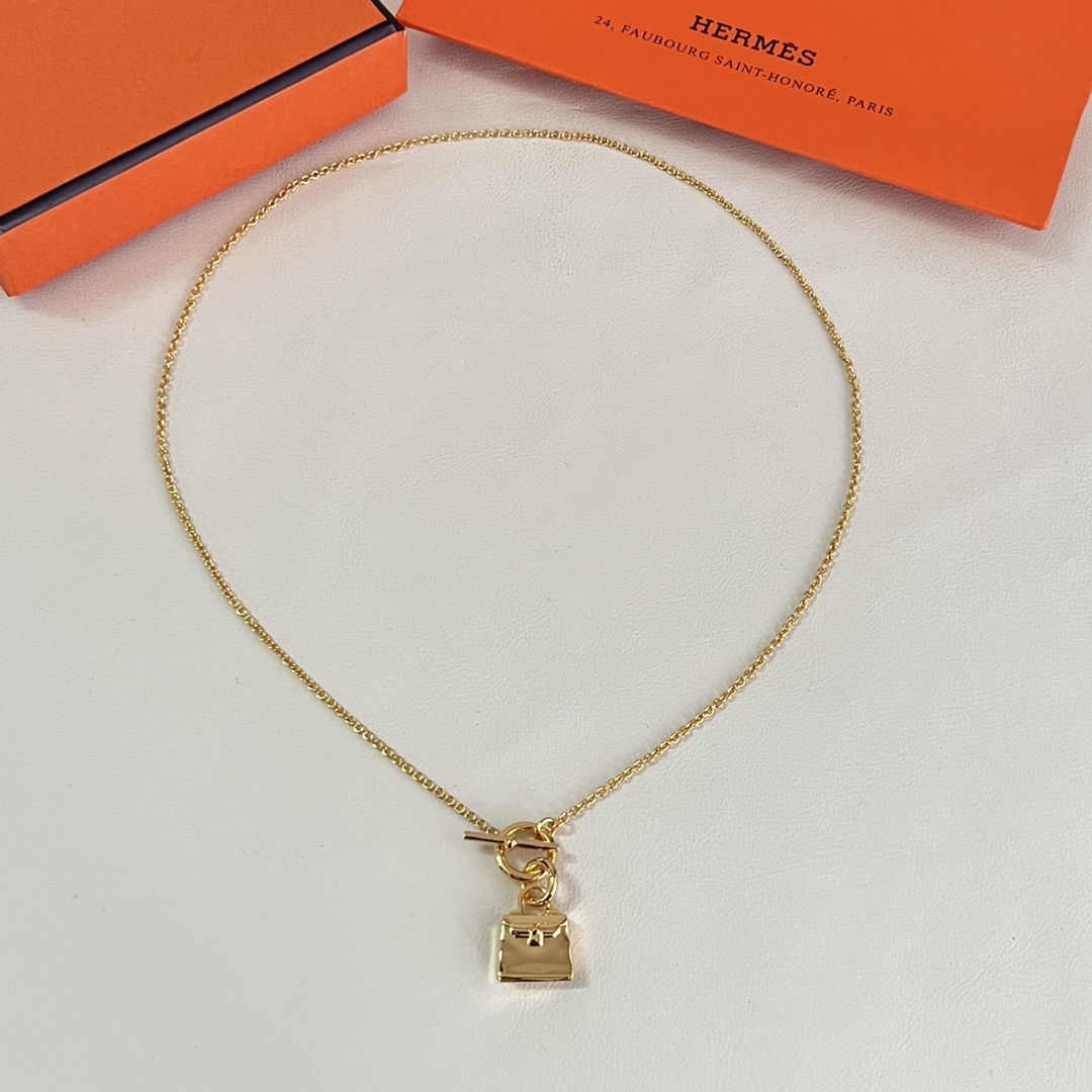 Hermès Birkin Amulette Pendant 爱马仕包包项链 完美的切割工艺，体现包包质感更