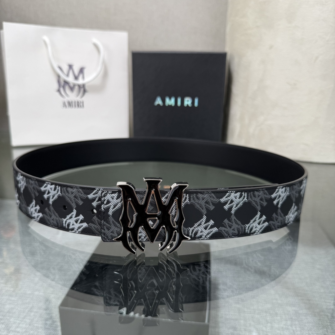 爱美丽AMIRI最新网红爆款双面牛皮皮带配原装盒专柜同步3.8宽新款上市了，原版牛皮，搭配钢扣，优雅，大