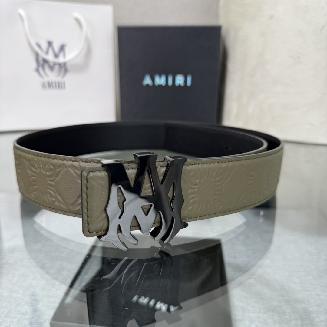 爱美丽AMIRI最新网红爆款双面牛皮皮带配原装盒专柜同步3.8宽新款上市了，原版牛皮，搭配钢扣，优雅，大