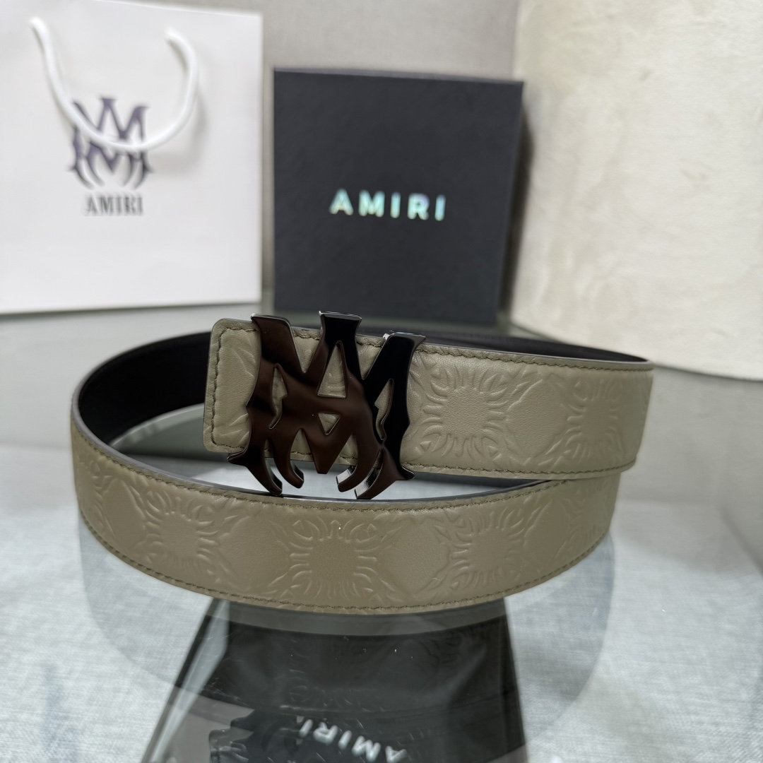 爱美丽AMIRI最新网红爆款双面牛皮皮带配原装盒专柜同步3.8宽新款上市了，原版牛皮，搭配钢扣，优雅，大