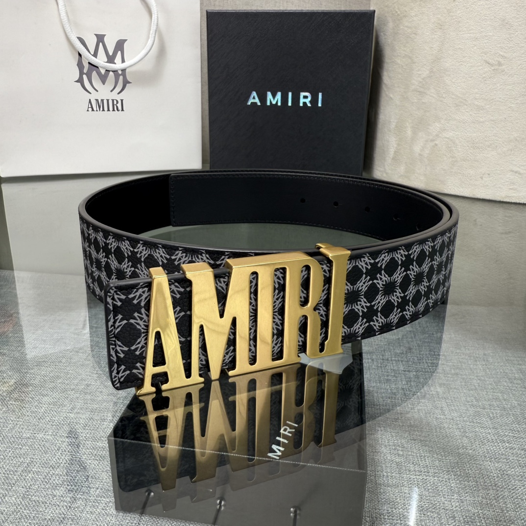 爱美丽AMIRI最新网红爆款双面牛皮皮带配原装盒专柜同步3.8宽新款上市了，原版牛皮，搭配钢扣，优雅，大