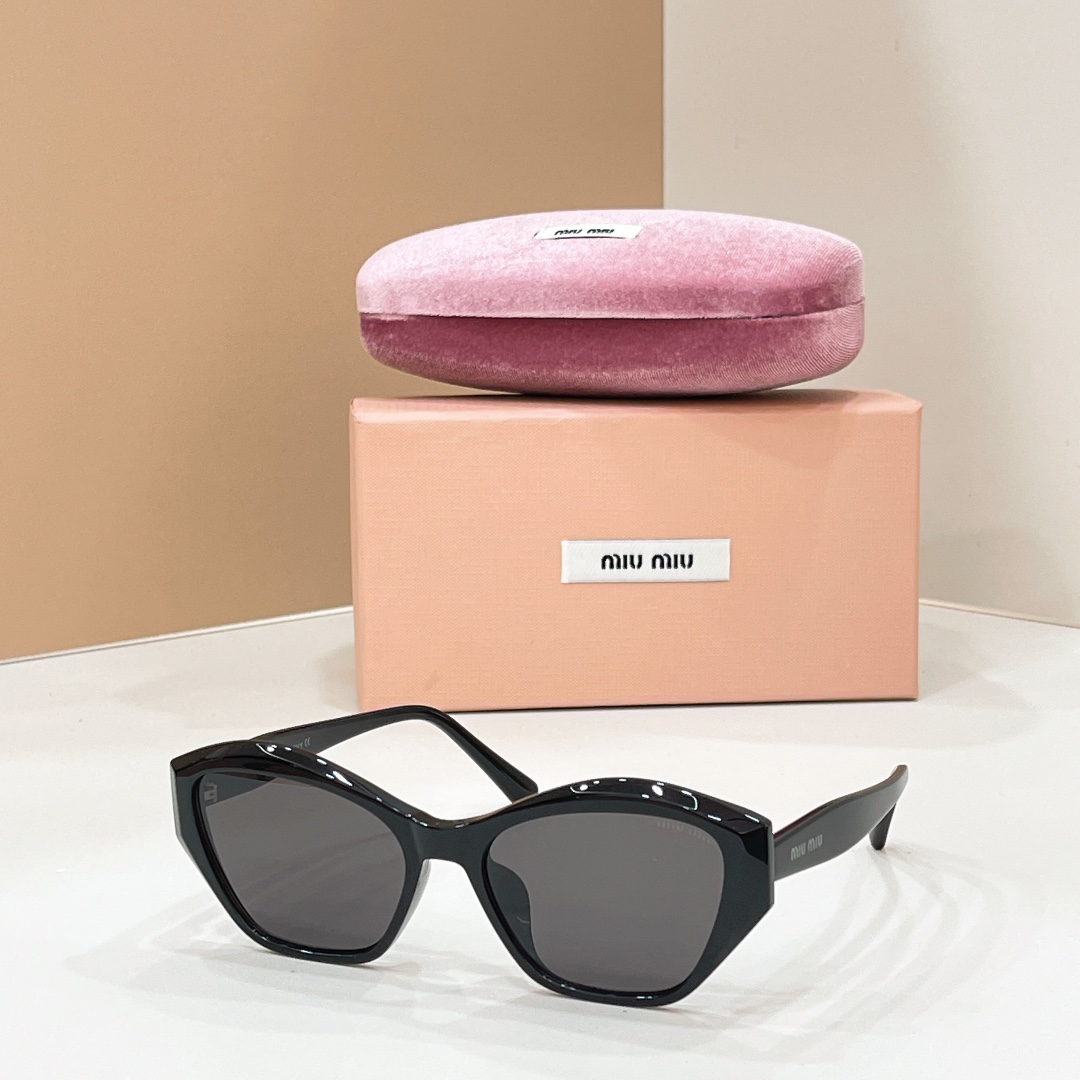 MIUMIU Sunglasses Acetate Black Cat Eye