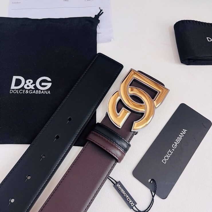 Dolce&Gabbana  黑咖双面小牛皮腰带，双面使用尽显巧思 ，宽度.40mm