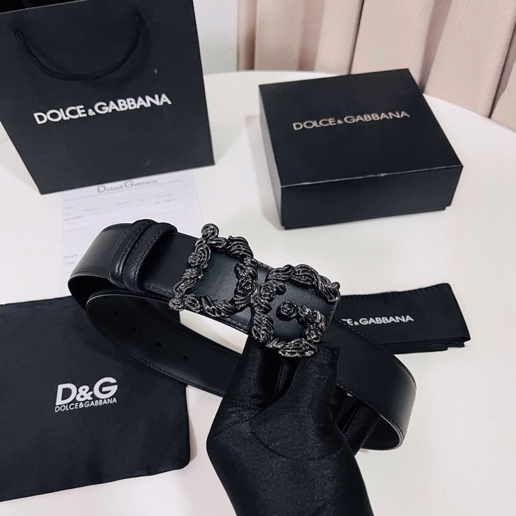 Dolce&Gabbana ，经典徽标腰带,优雅点睛各式造型，男士牛皮腰带，4.0cm。