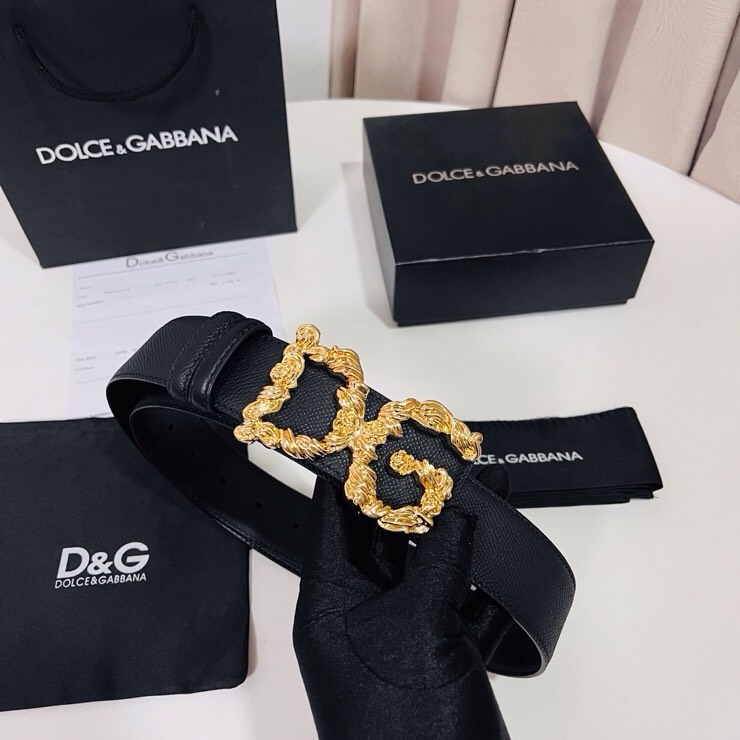 Dolce&Gabbana ，经典徽标腰带,优雅点睛各式造型，男士牛皮腰带，4.0cm。
