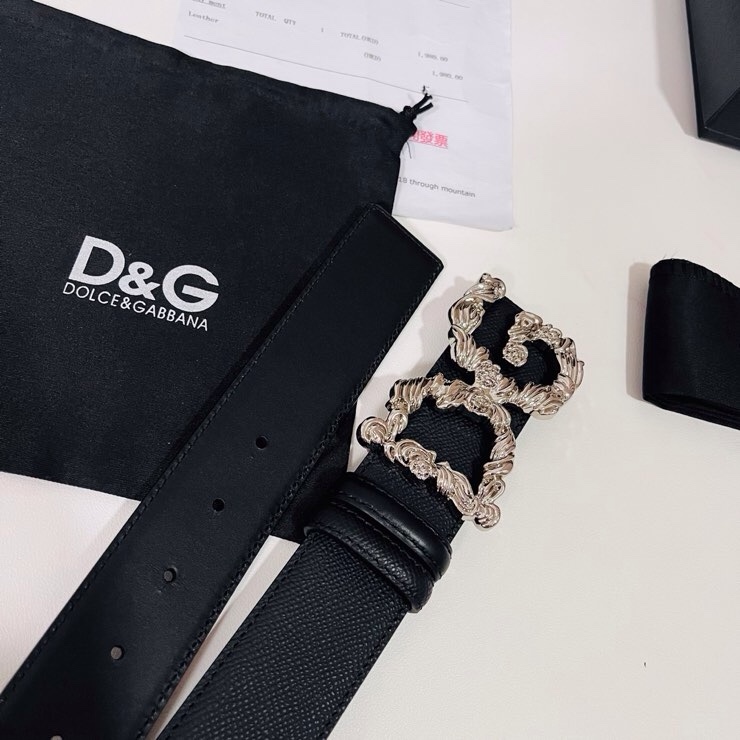Dolce&Gabbana ，经典徽标腰带,优雅点睛各式造型，男士牛皮腰带，4.0cm。