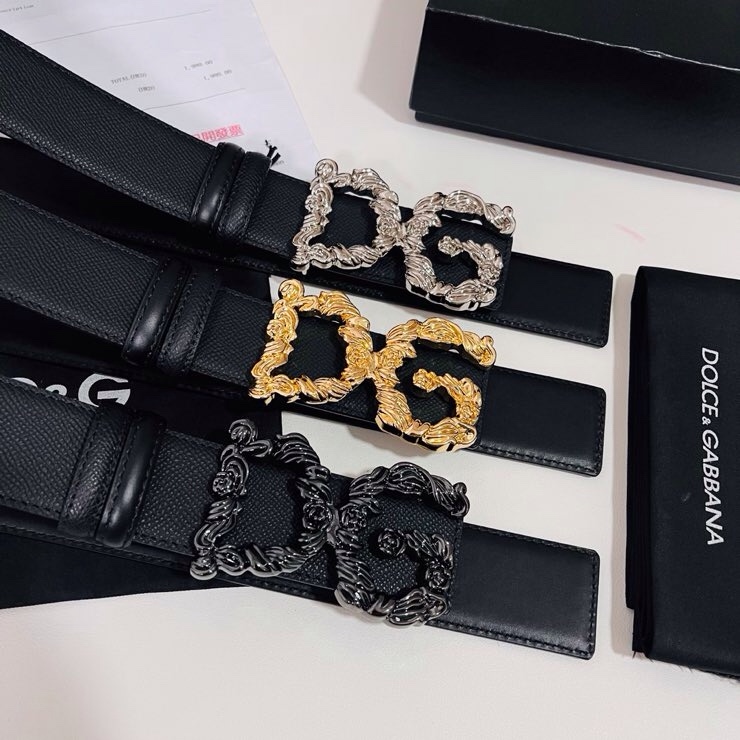 Dolce&Gabbana ，经典徽标腰带,优雅点睛各式造型，男士牛皮腰带，4.0cm。