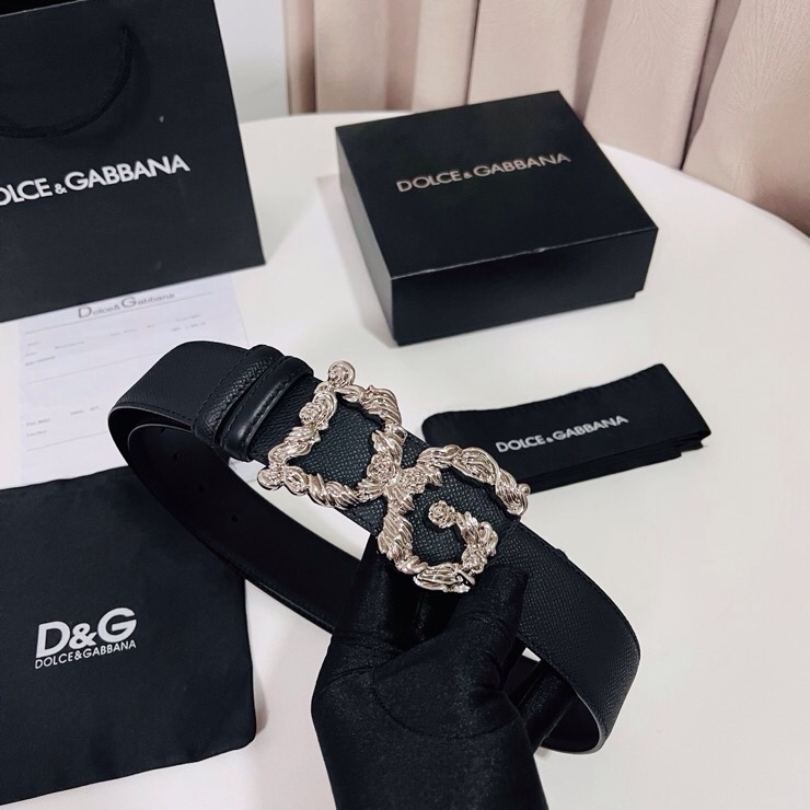 Dolce&Gabbana ，经典徽标腰带,优雅点睛各式造型，男士牛皮腰带，4.0cm。