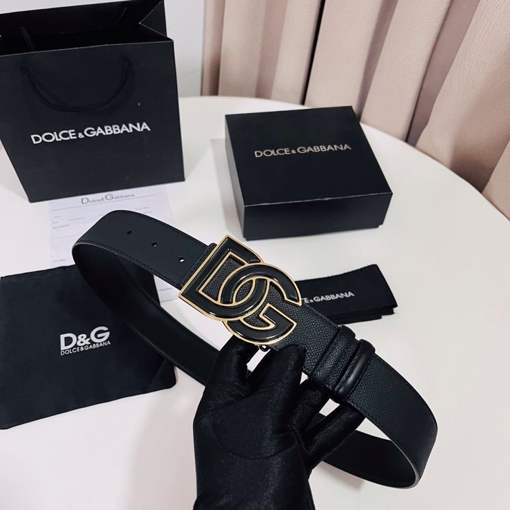Dolce&Gabbana ，经典徽标腰带,优雅点睛各式造型，男士牛皮腰带，4.0cm。