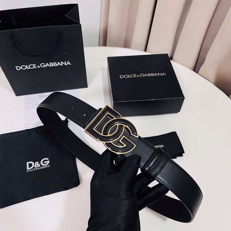Dolce&Gabbana ，经典徽标腰带,优雅点睛各式造型，男士牛皮腰带，4.0cm。