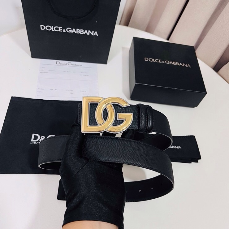 Dolce&Gabbana ，经典徽标腰带,优雅点睛各式造型，男士牛皮腰带，4.0cm。