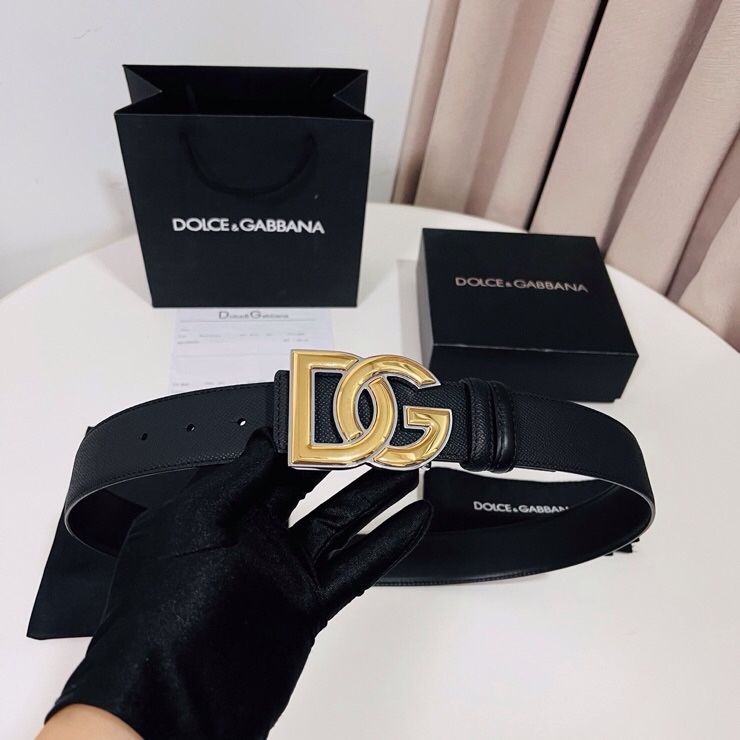 Dolce&Gabbana ，经典徽标腰带,优雅点睛各式造型，男士牛皮腰带，4.0cm。