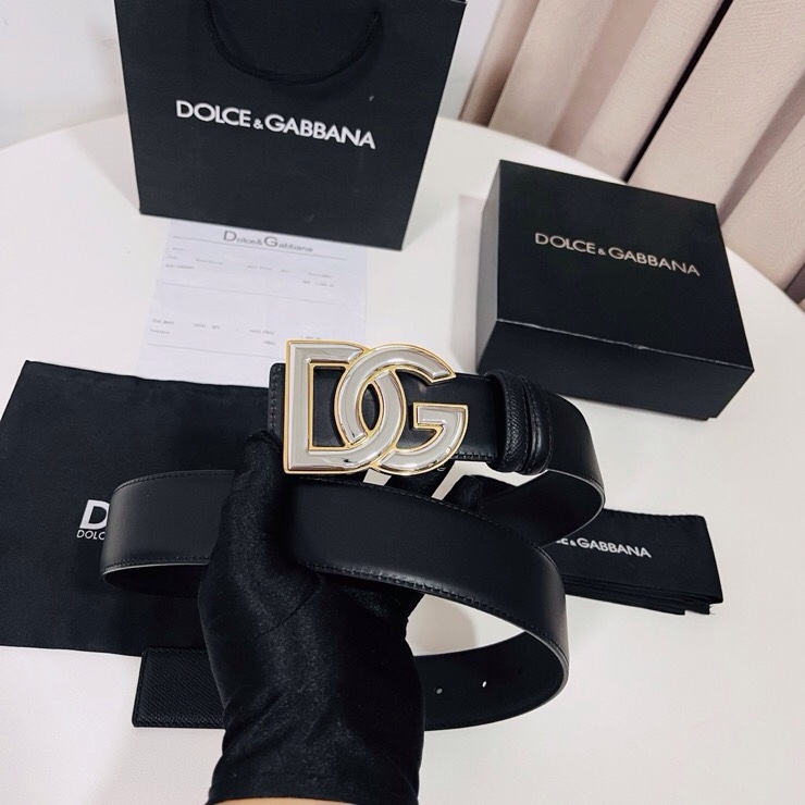 Dolce&Gabbana ，经典徽标腰带,优雅点睛各式造型，男士牛皮腰带，4.0cm。